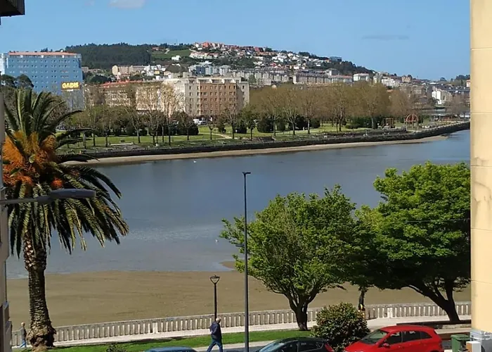 아파트 Ria Del Burgo